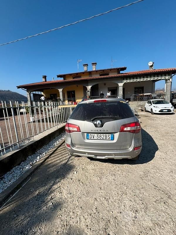 Usata Renault Koleos 150 CV (110 kW) 2008 Grigio SUV