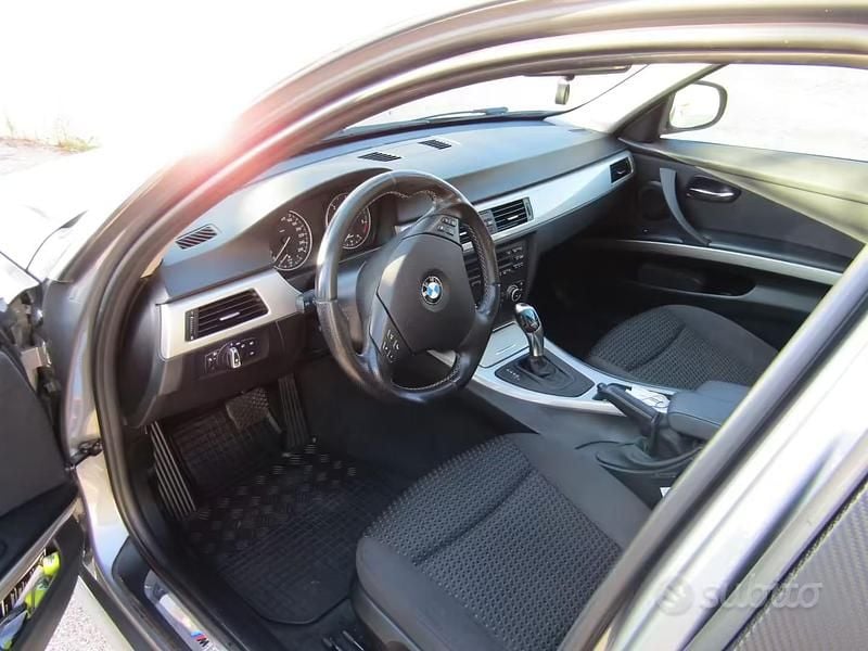 Usata BMW 318 143 CV (105 kW) 2012 Station wagon