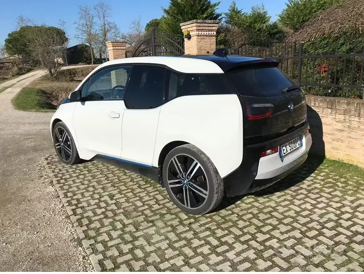 Usata BMW i3 75 kW (102 CV) 2014 Bianco Utilitaria