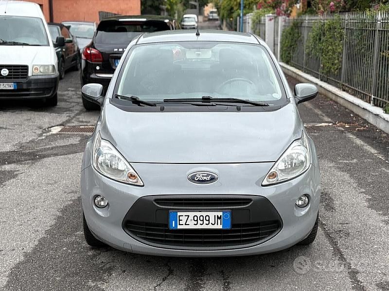 Usata Ford Ka 69 CV (50 kW) 2015 Grigio Berlina
