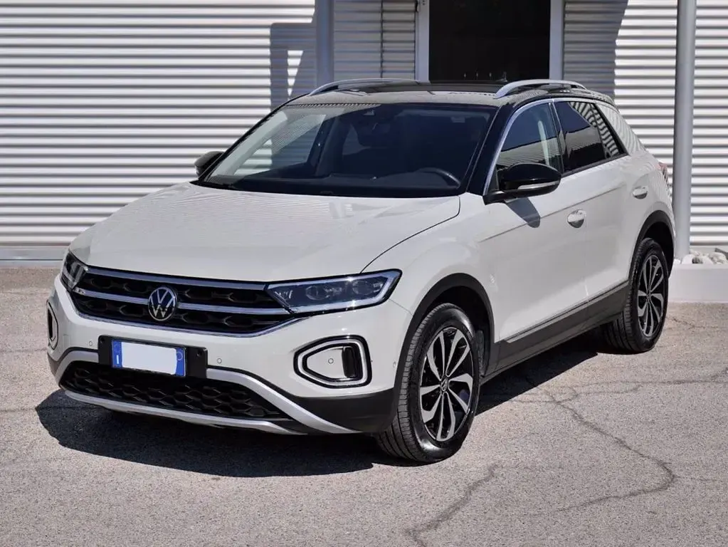Usata VW T-Roc Style 116 CV (85 kW) 2023 SUV