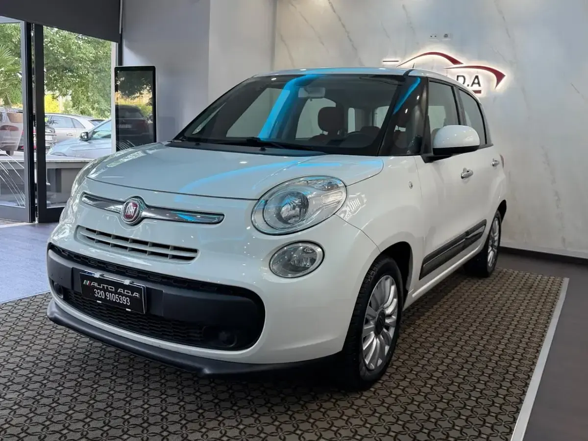 Usata Fiat 500L Lounge 85 CV (62 kW) 2015 Bianco Monovolume