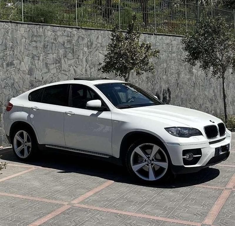 Bianco Usata 2008 BMW X6 Sport Line SUV | 15.000 € (Buon prezzo) - Immagine 1/4