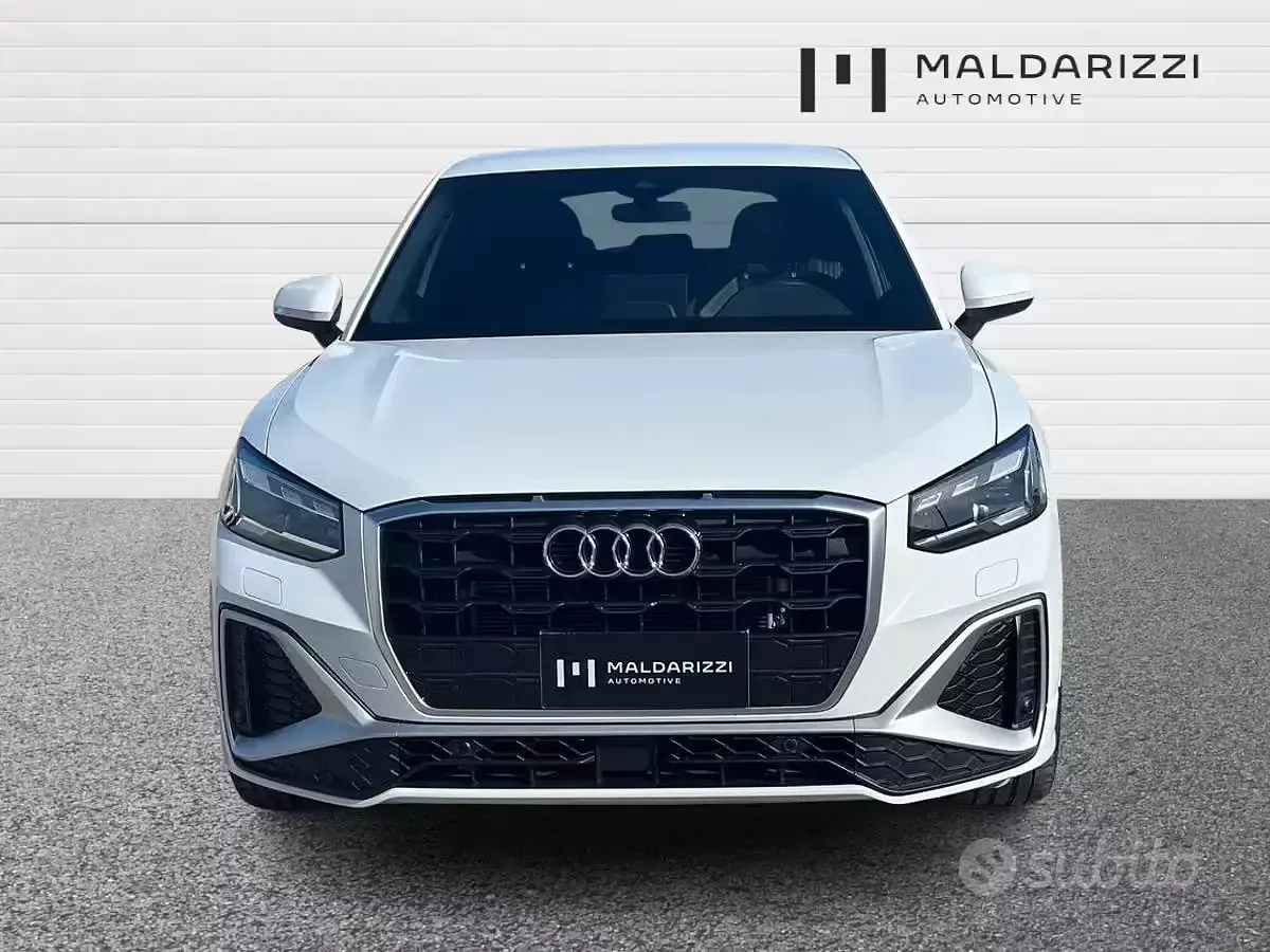 Usata Audi Q2 S-Line 150 CV (110 kW) 2025 Bianco SUV