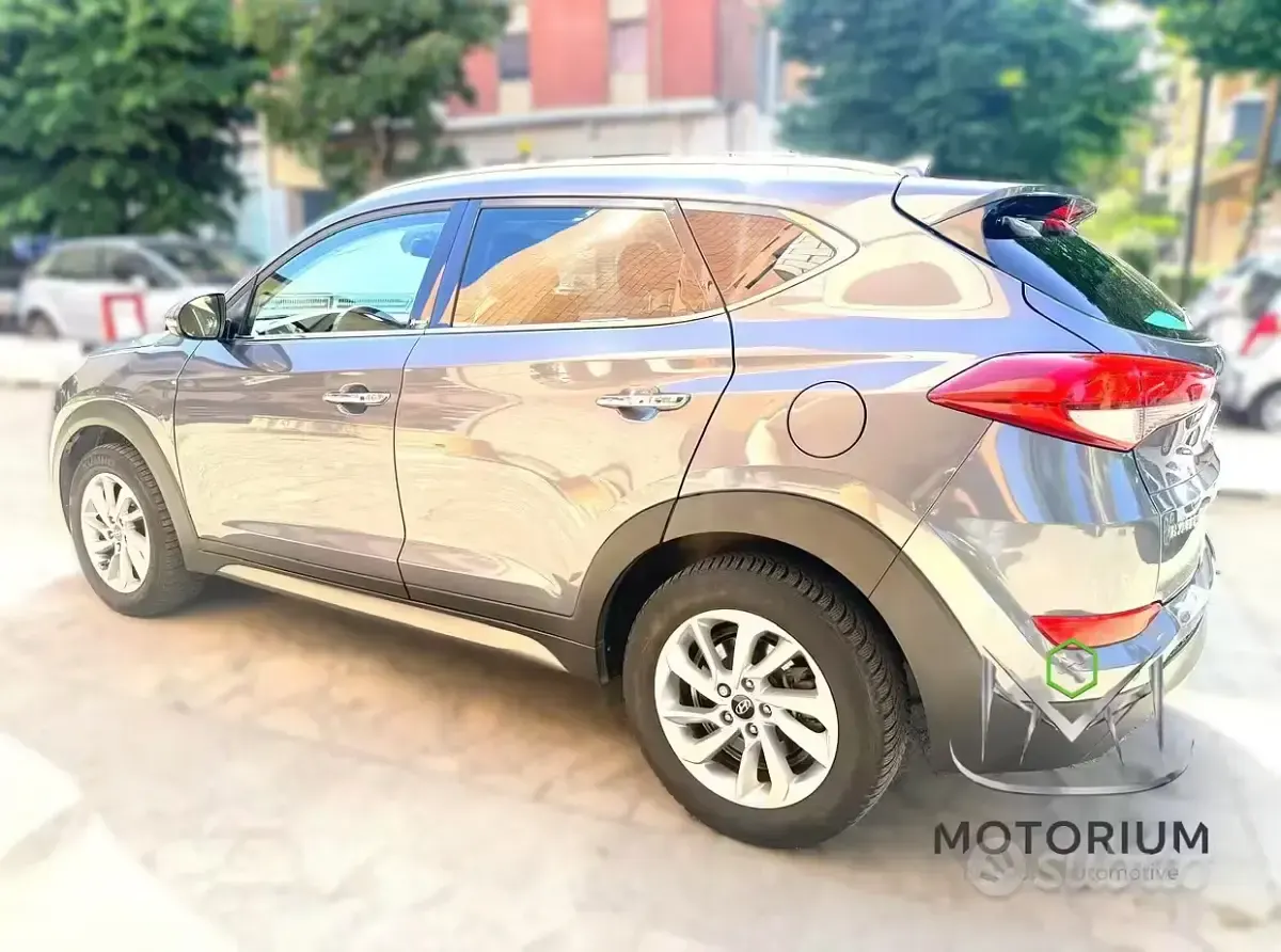 Usata Hyundai Tucson Xpossible 141 CV (103 kW) 2016 Grigio SUV