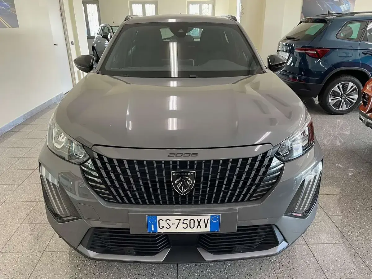 Brugt Peugeot 2008 Allure 131 HK (96 kW) 2024 Grå SUV