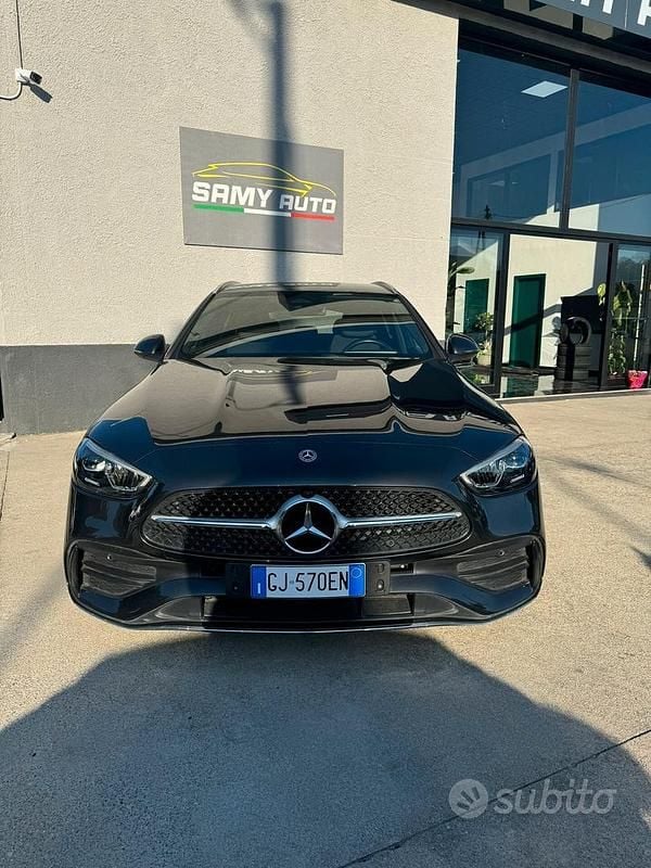 Usata Mercedes E300 265 CV (194 kW) 2022 Nero Berlina