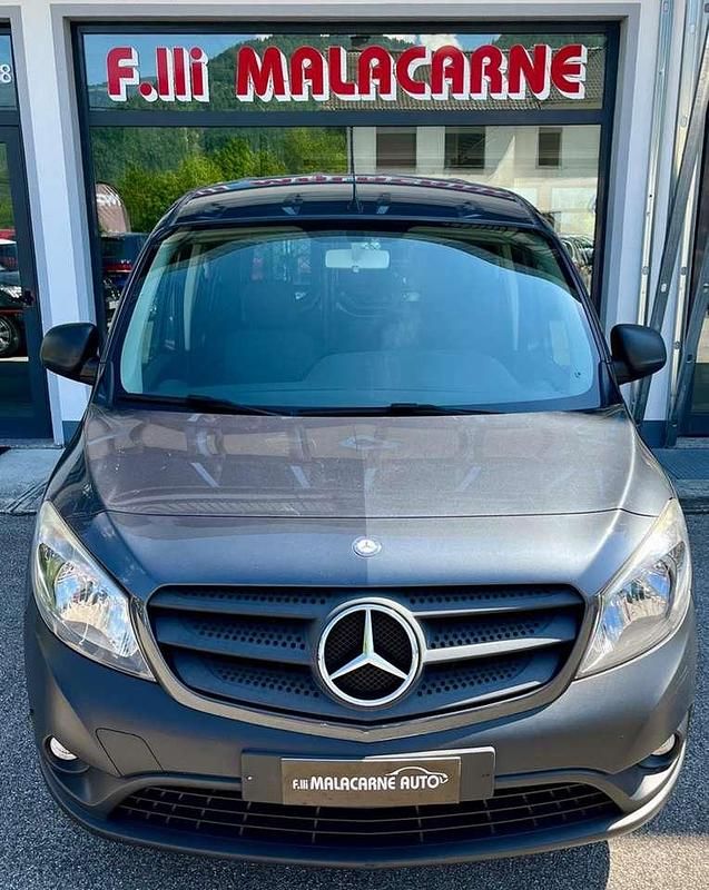 Usata Mercedes Citan 109 90 CV (66 kW) 2016 Grigio scuro Monovolume