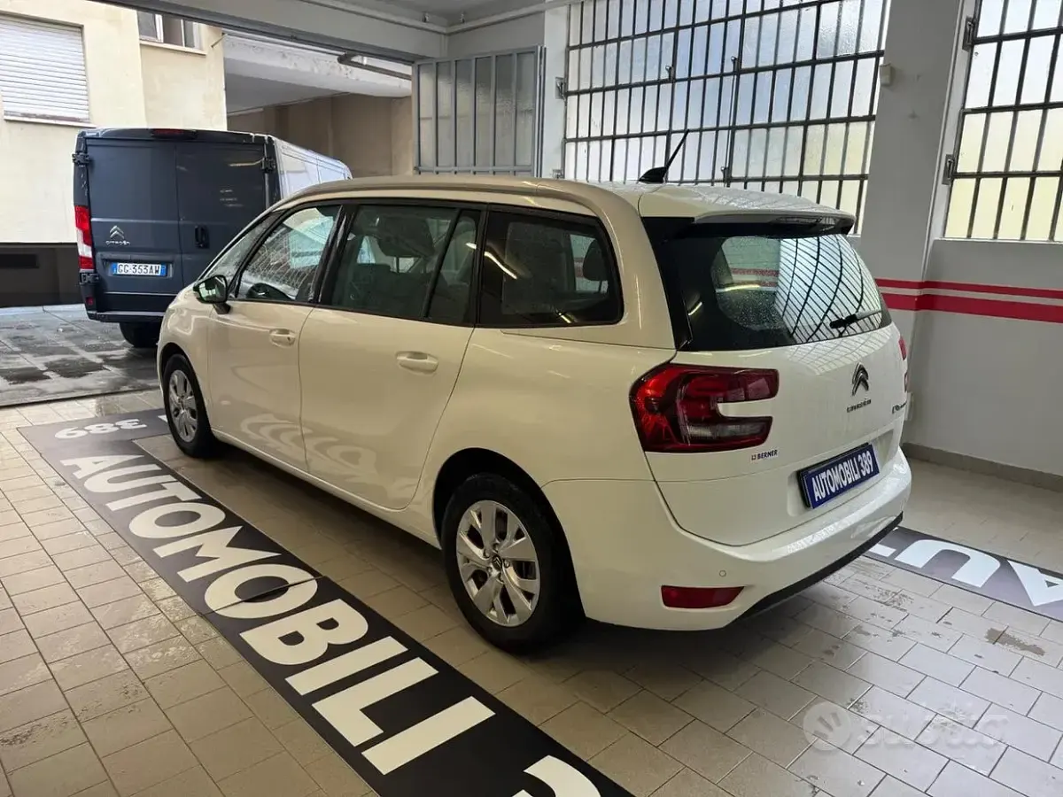 Usata Citroën C4 SpaceTourer Feel 131 CV (96 kW) 2021 Bianco Monovolume