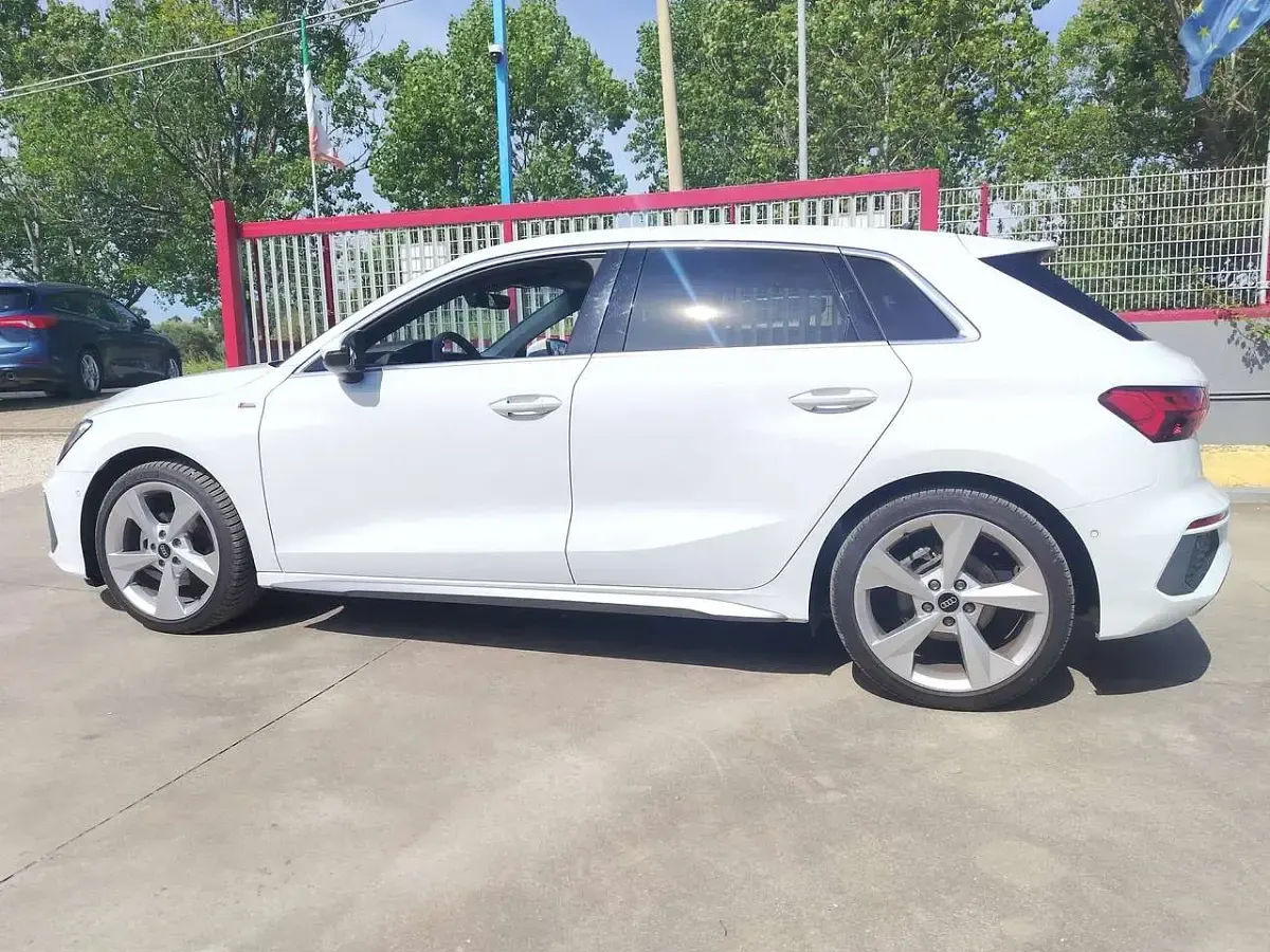 Usata Audi A3 S-Line 116 CV (85 kW) 2023 Bianco Berlina