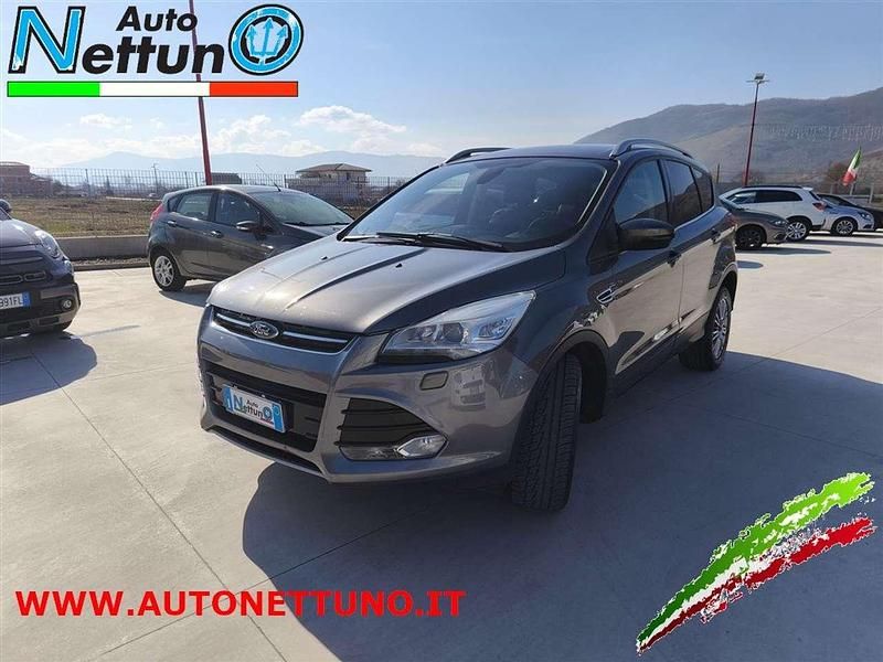 Usata Ford Kuga 140 CV (102 kW) 2013 Grigio SUV