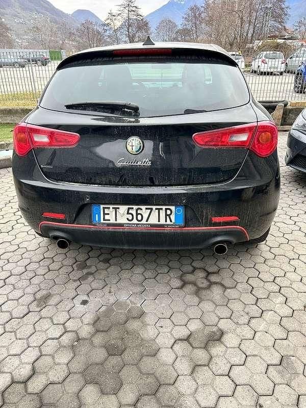 Usata Alfa Romeo Giulietta Exclusive 150 CV (110 kW) 2014 Berlina