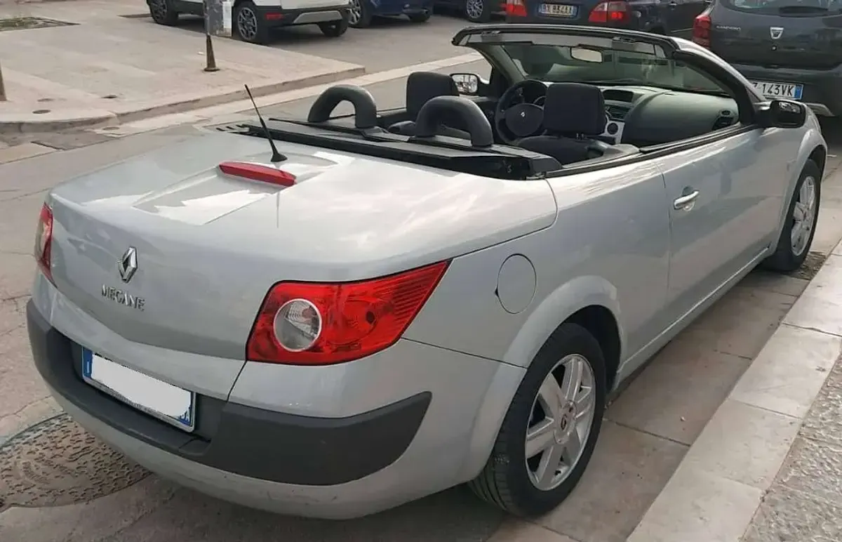 Usata Renault Mégane Cabriolet 120 CV (88 kW) 2004 Other Cabrio
