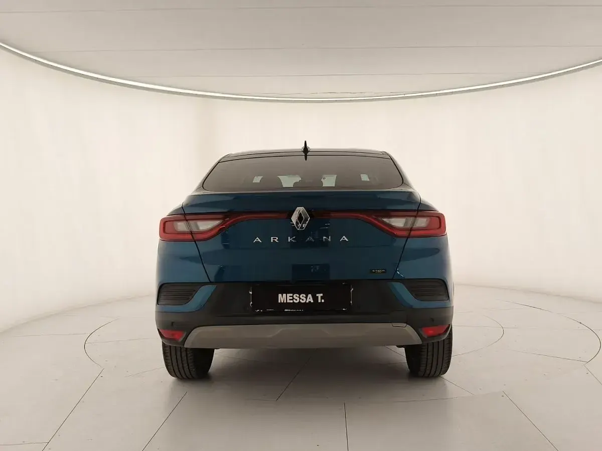 Usata Renault Arkana Techno 94 CV (69 kW) 2023 Blu zanzibar SUV