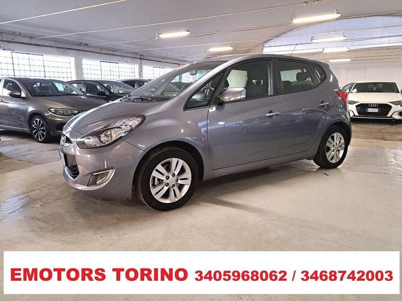 Grigio Usata 2014 Hyundai ix20 Comfort Due volumi | 7900 € (Buon prezzo) - Immagine 1/4