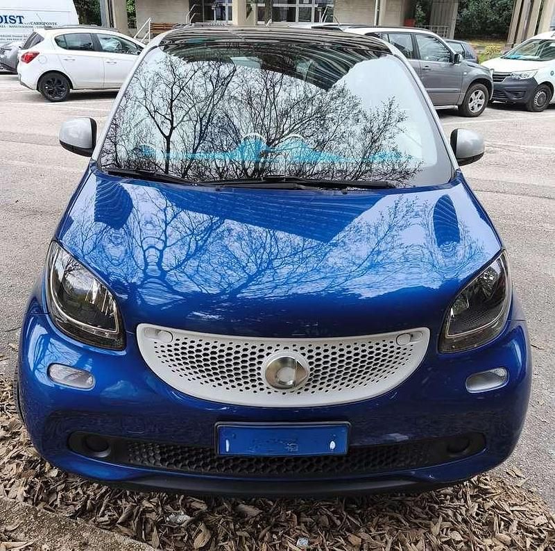 Usata Smart ForFour Passion 90 CV (66 kW) 2016 Utilitaria