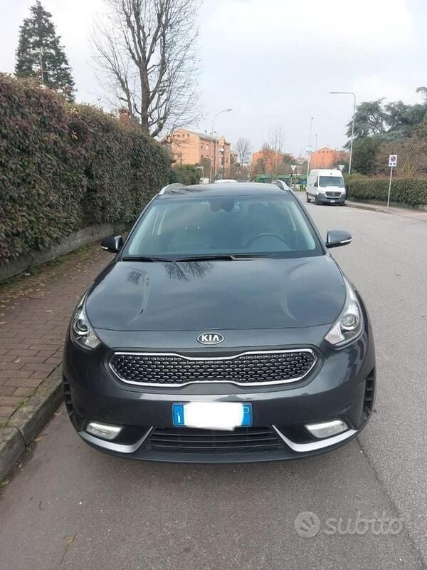 Usata Kia Niro 2018 Grigio SUV
