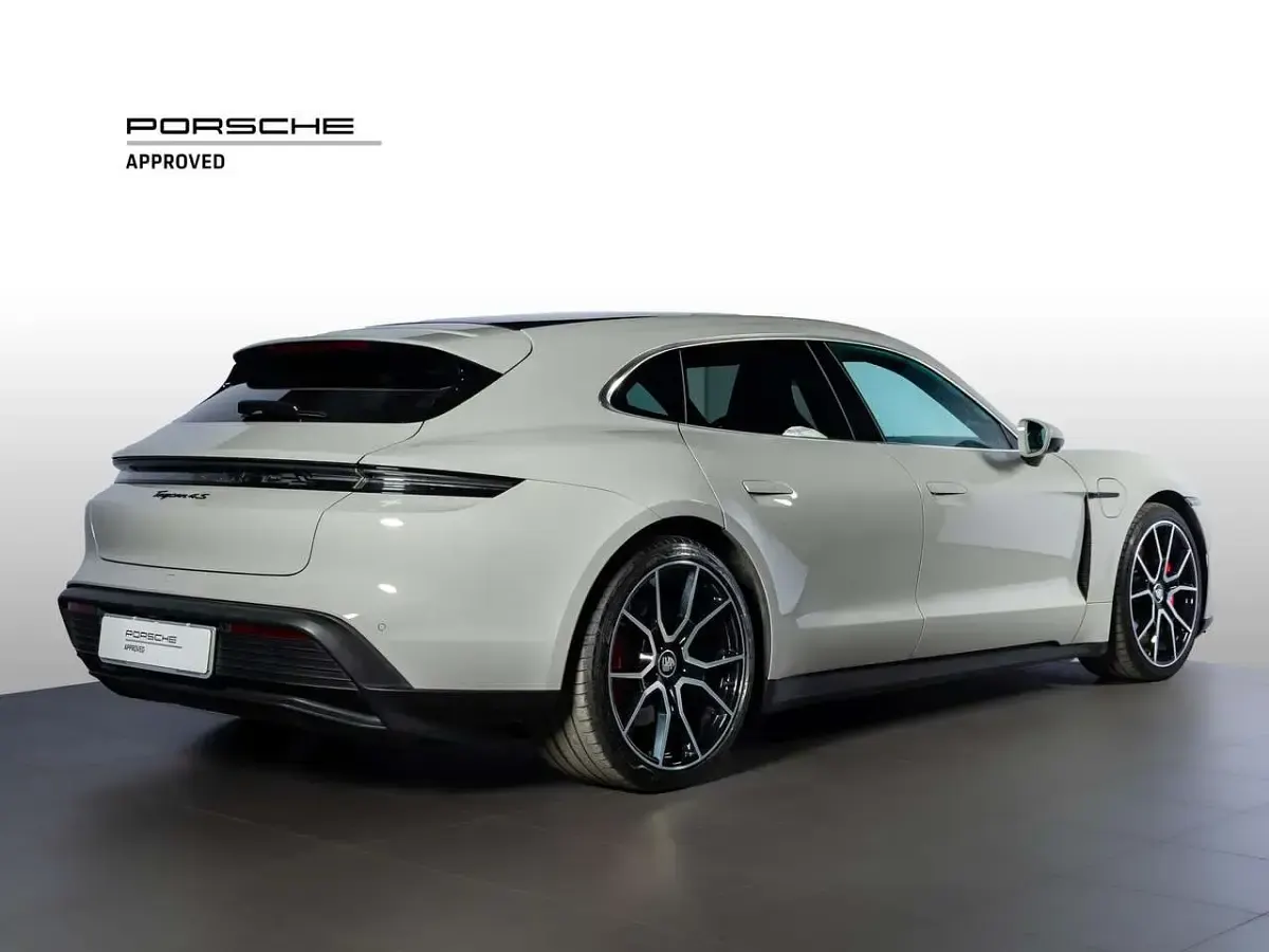 Usata Porsche Taycan Cross Turismo 139 kW (190 CV) 2023 Gesso Station wagon