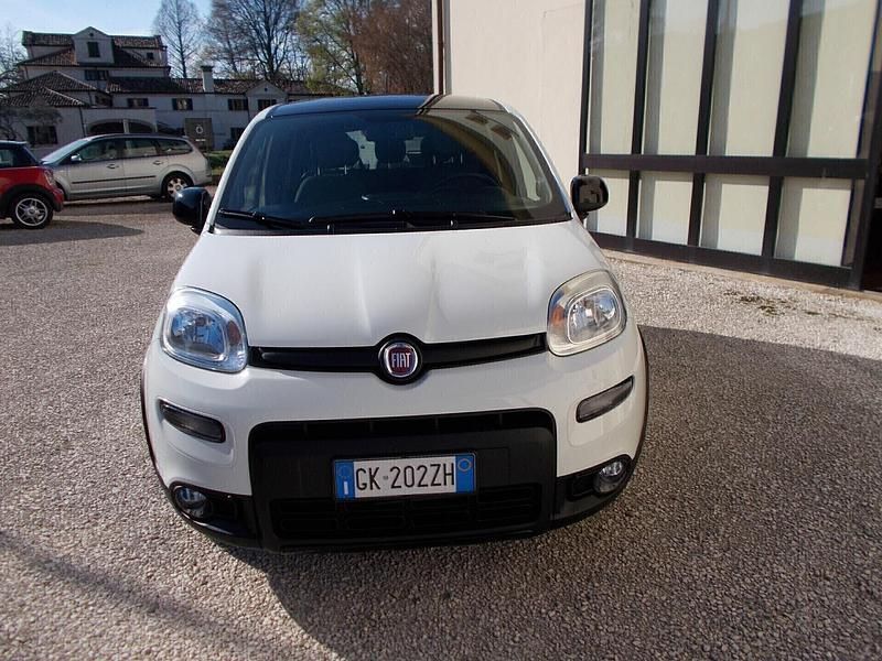 Usata Fiat Panda Sport 70 CV (51 kW) 2022 Bianco Utilitaria