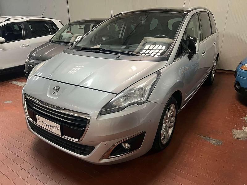 Usata Peugeot 5008 Active 114 CV (83 kW) 2014 Argento Monovolume