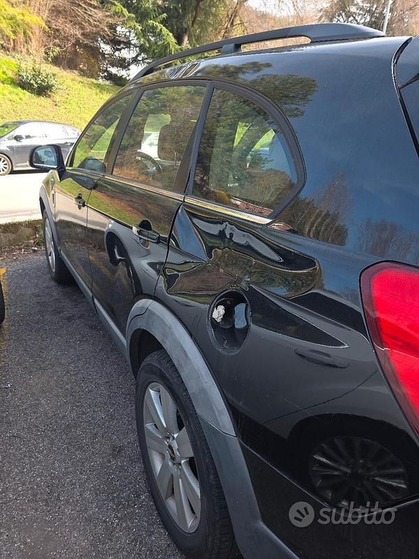 Usata Chevrolet Captiva 2008 Nero SUV