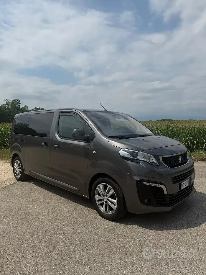 Usata Peugeot Traveller Business-Line 150 CV (110 kW) 2019 Grigio Monovolume