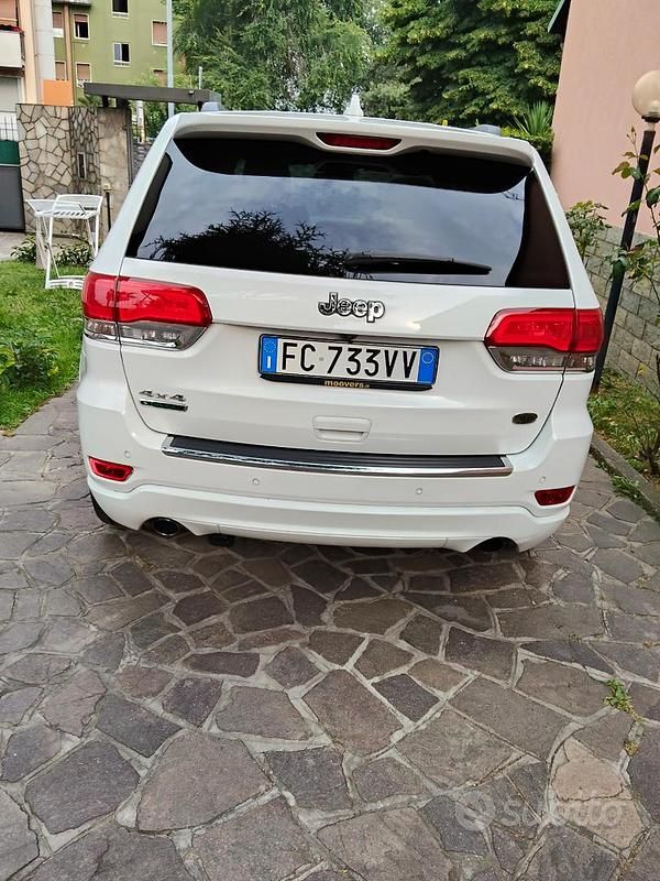 Usata Jeep Grand Cherokee Summit 250 CV (183 kW) 2016 Bianco SUV