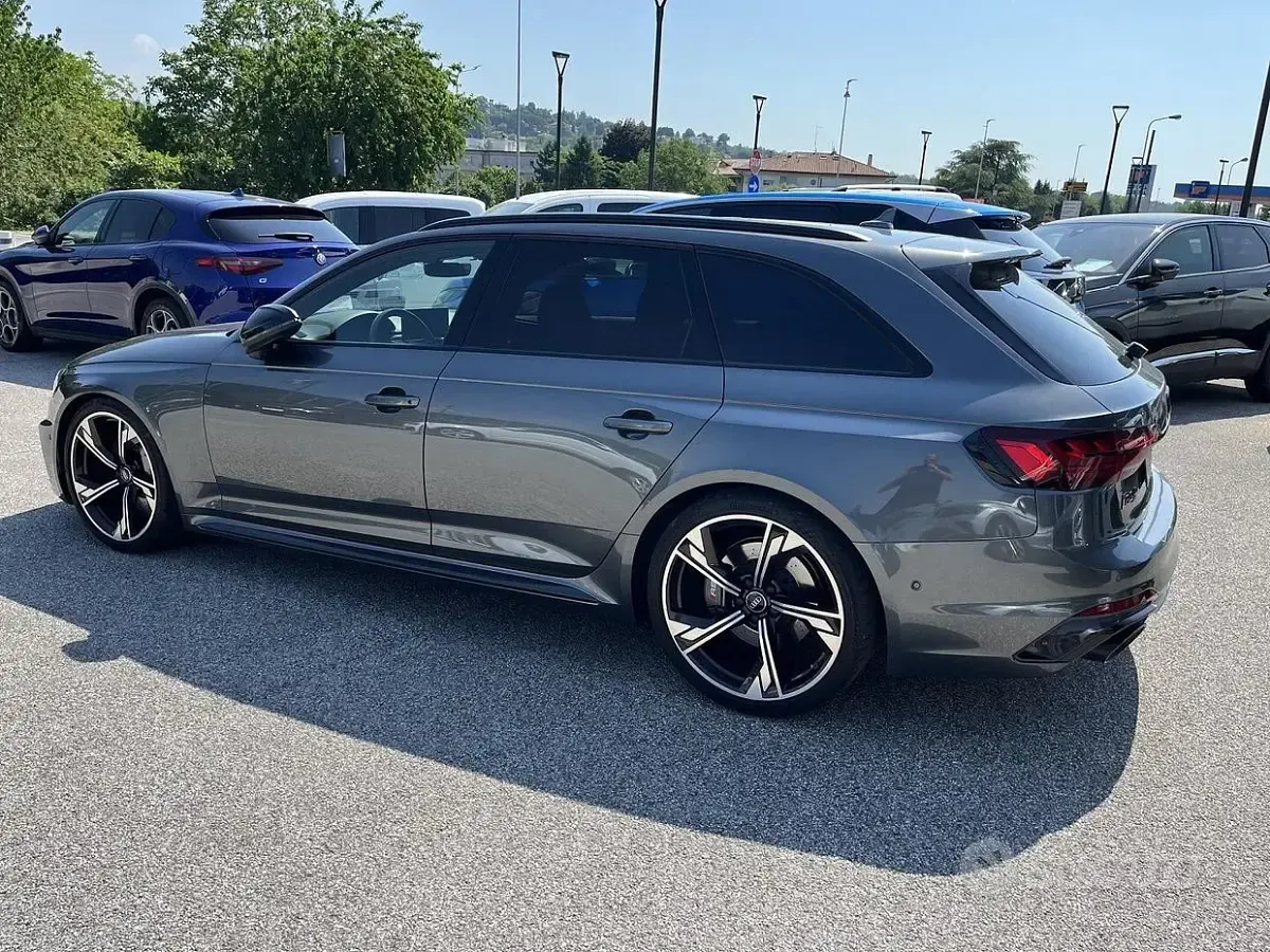 Usata Audi RS4 Sport 450 CV (330 kW) 2020 Grigio Station wagon