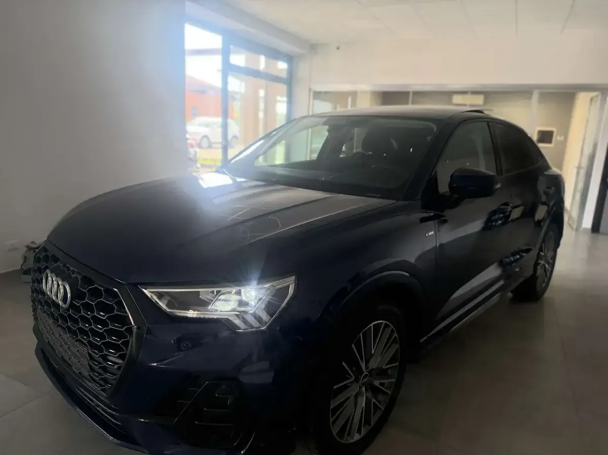 Usata Audi Q3 Sportback S-Line 150 CV (110 kW) 2021 Other SUV