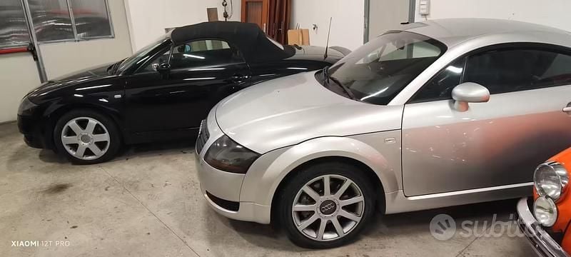Usata Audi TT Roadster 180 CV (132 kW) 2001 Nero Cabrio
