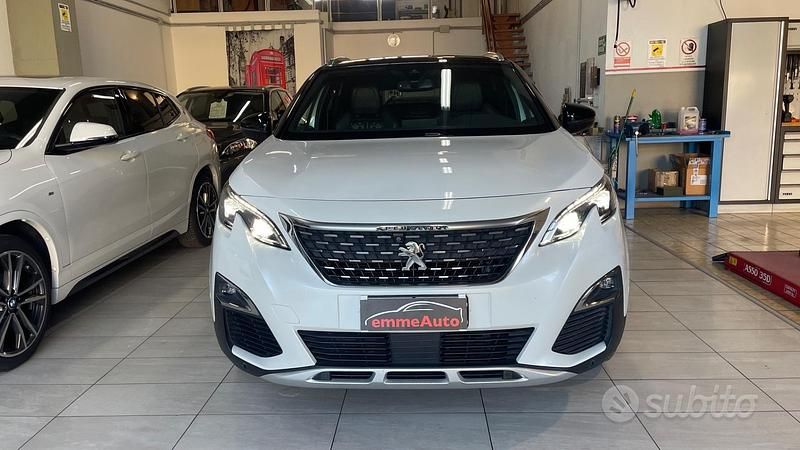 Usata Peugeot 3008 GT-line 120 CV (88 kW) 2017 Bianco SUV