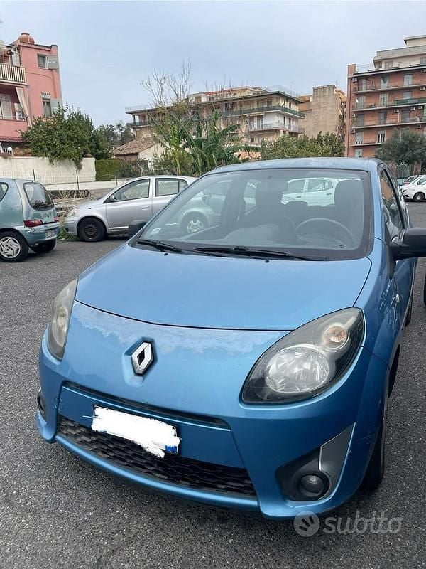 Blu Usata 2011 Renault Twingo Due volumi | 1400 € - Immagine 1/4