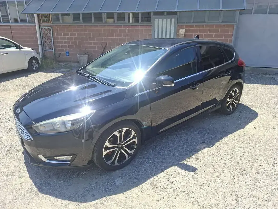 Usata Ford Focus Titanium S 125 CV (91 kW) 2016 Berlina