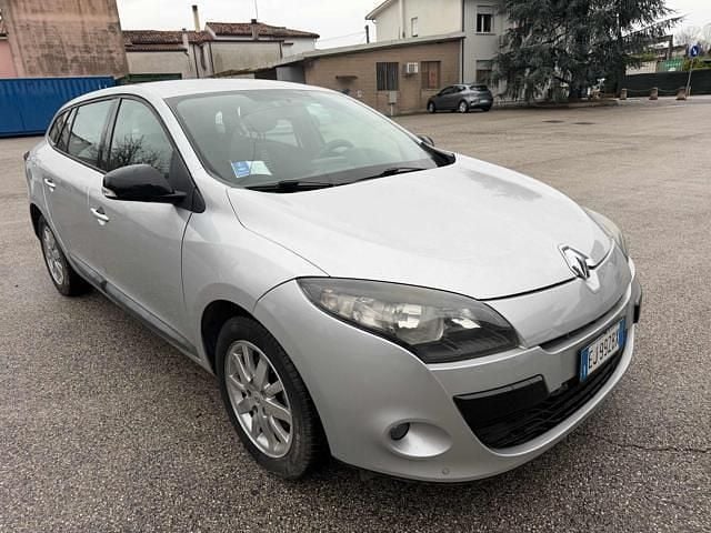 Grigio Usata 2011 Renault Mégane GT Line GT-Line Station wagon | 2950 € (Ottimo prezzo) - Immagine 1/4