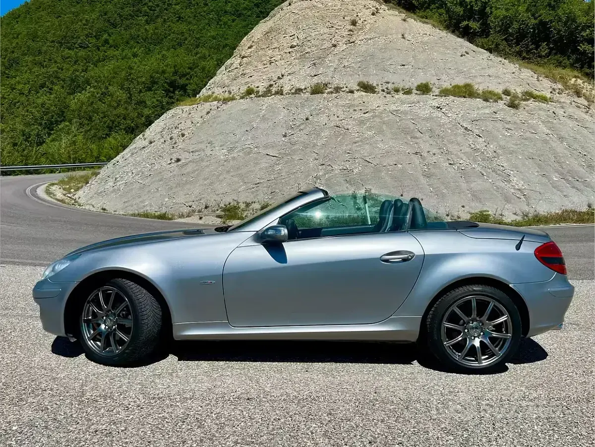 Usata Mercedes SLK200 AMG Edition 1 163 CV (119 kW) 2007 Grigio Cabrio