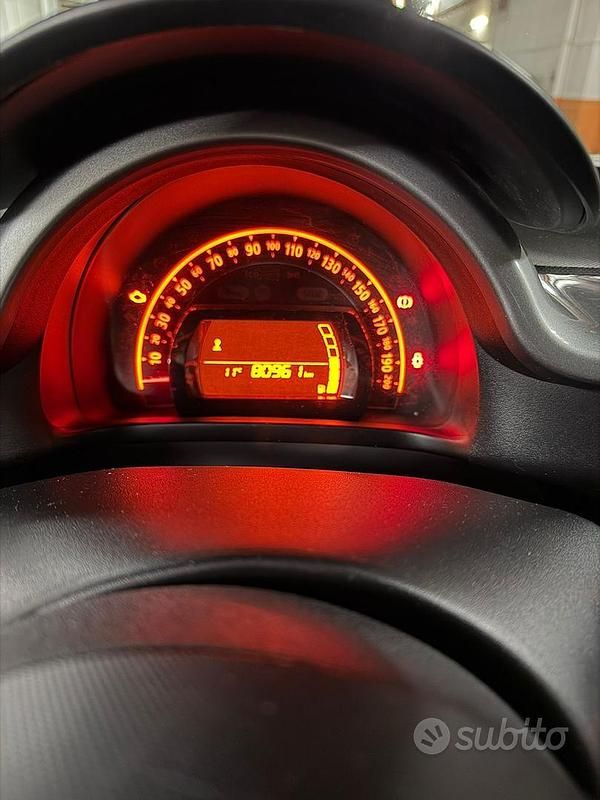 Usata Renault Twingo 70 CV (51 kW) 2024 Utilitaria