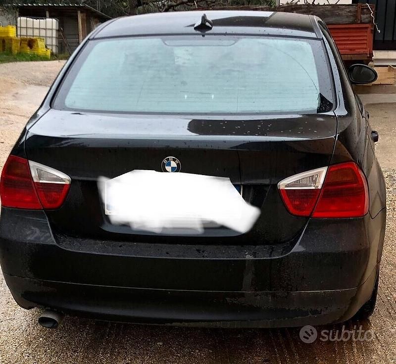 Usata BMW 320 177 CV (130 kW) 2007 Nero Berlina