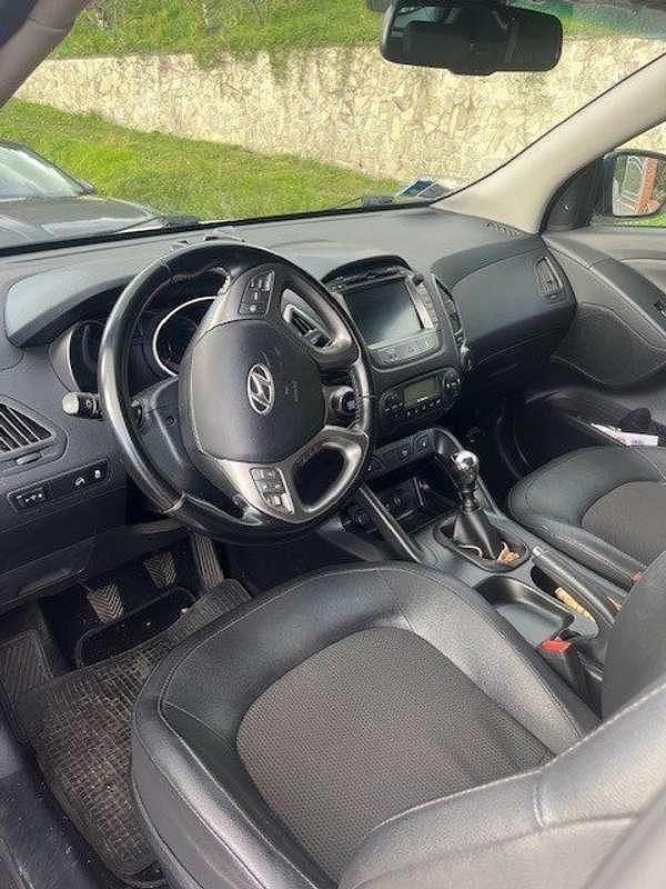 Usata Hyundai ix35 Xpossible 116 CV (85 kW) 2015 Bianco SUV