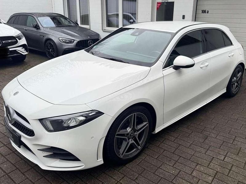 Bianco Usata 2019 Mercedes A250 Premium Tre volumi | 26.500 € (Super prezzo) - Immagine 1/4