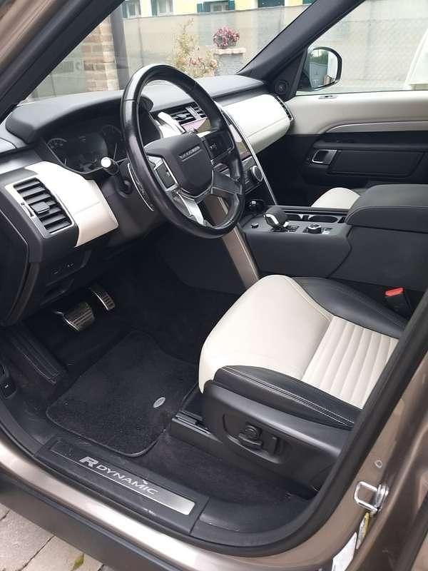 Usata Land Rover Discovery 5 SE Dynamic 249 CV (183 kW) 2021 SUV