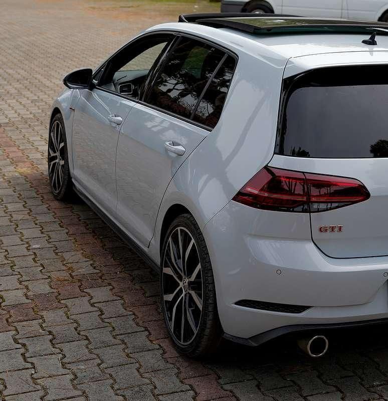 Usata VW Golf VII GTI 245 CV (180 kW) 2019 Berlina