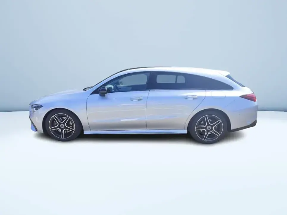 Usata Mercedes CLA200 AMG Line Premium 150 CV (110 kW) 2024 Argento Coupé