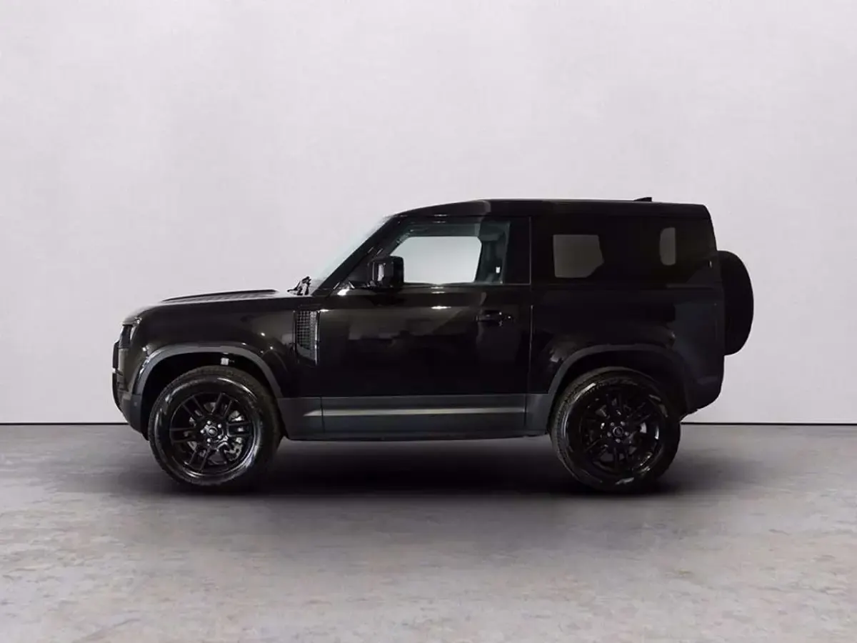 Usata Land Rover Defender SE Dynamic 200 CV (147 kW) 2023 Grigio SUV