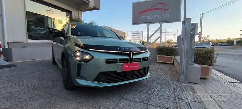 Nuova Lancia Ypsilon 100 CV (73 kW) 2025 Verde Utilitaria