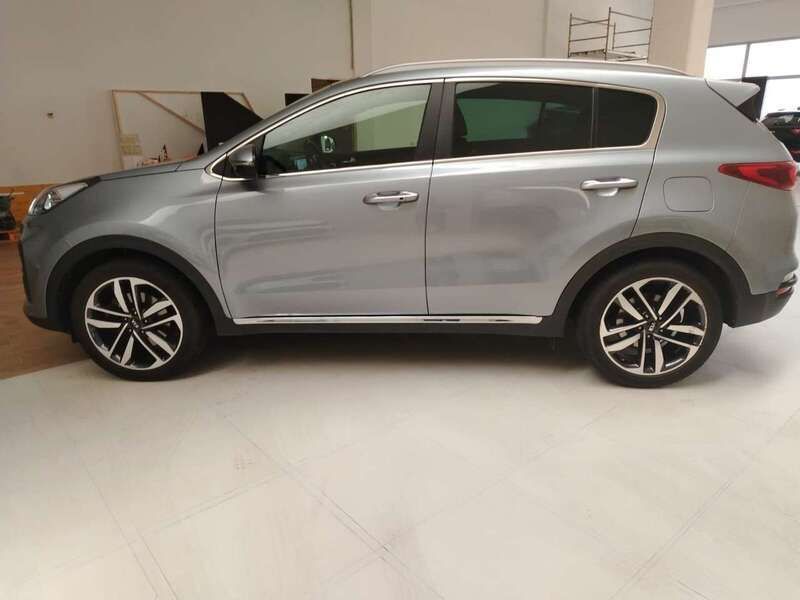 Usata Kia Sportage Style 136 CV (100 kW) 2021 Grigio SUV