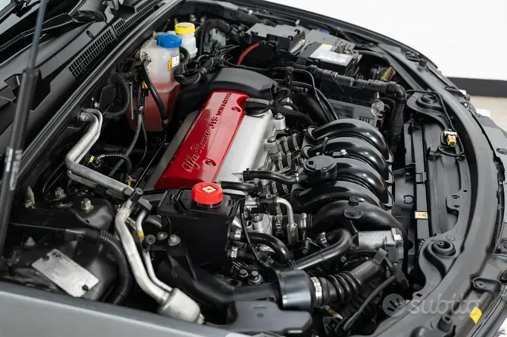 Usata Alfa Romeo Brera 185 CV (136 kW) 2008 Grigio scuro Coupé