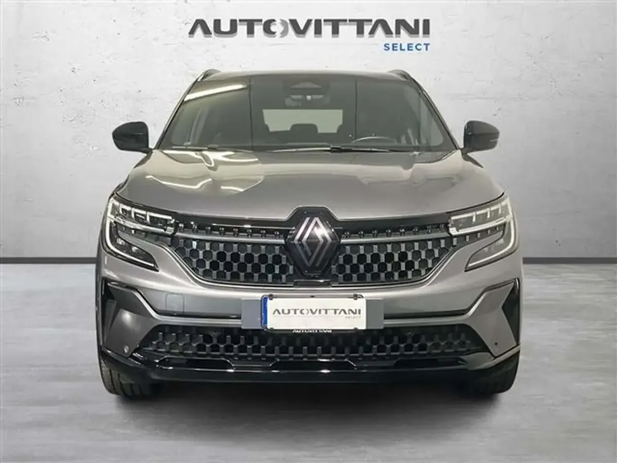 Usata Renault Austral Iconic Esprit Alpine 131 CV (96 kW) 2023 Grigio scuro SUV