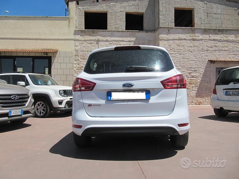 Usata Ford B-MAX Business Edition 90 CV (66 kW) 2017 Bianco Monovolume