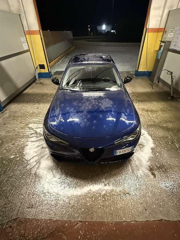 Usata Alfa Romeo Giulia Veloce 211 CV (155 kW) 2017 Berlina