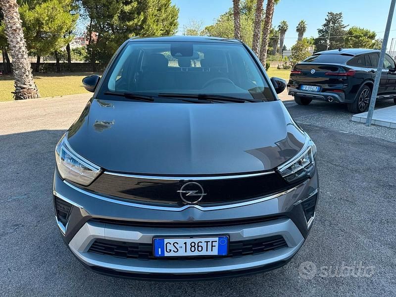 Usata Opel Crossland X Edition 110 CV (80 kW) 2024 Grigio SUV
